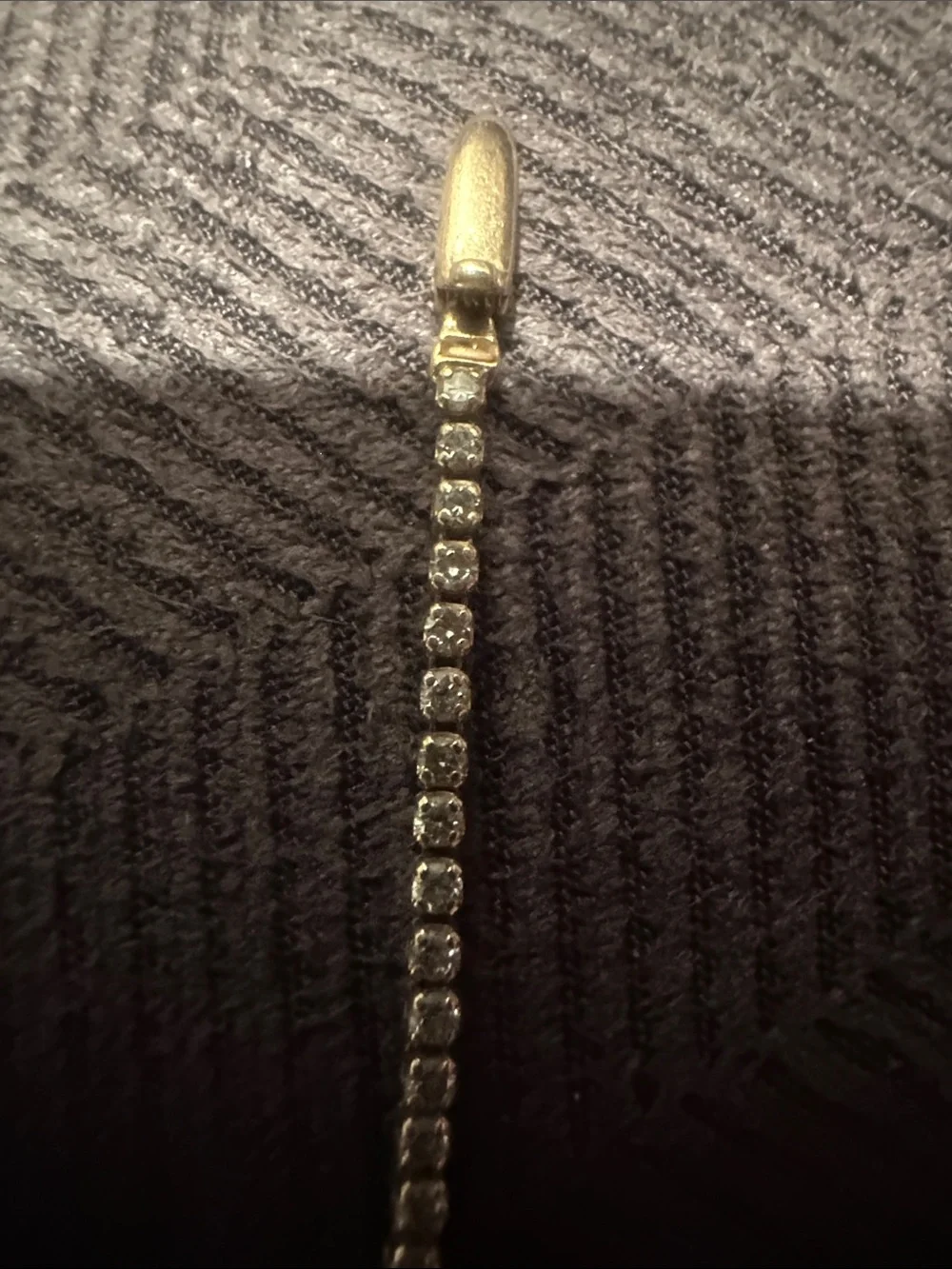 14 K Gold. 1 Carat Total weight natural diamond    Tennis bracelet